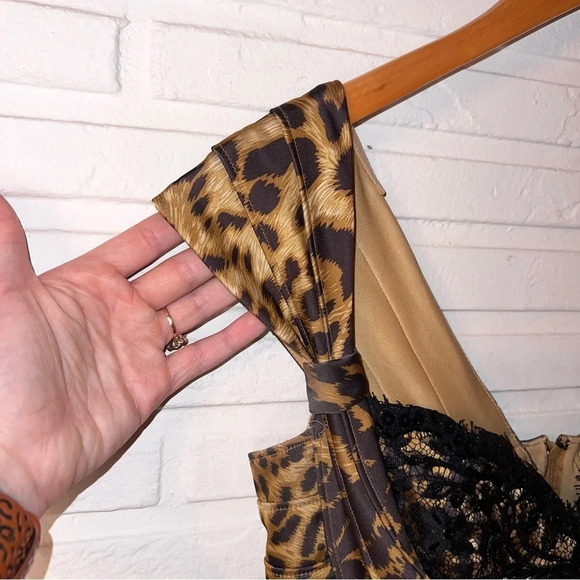 Tadashi Shoji Collection Brown Animal Print Cap Sleeve Mini Dress,Women’s Size 4 - Picture 3 of 12